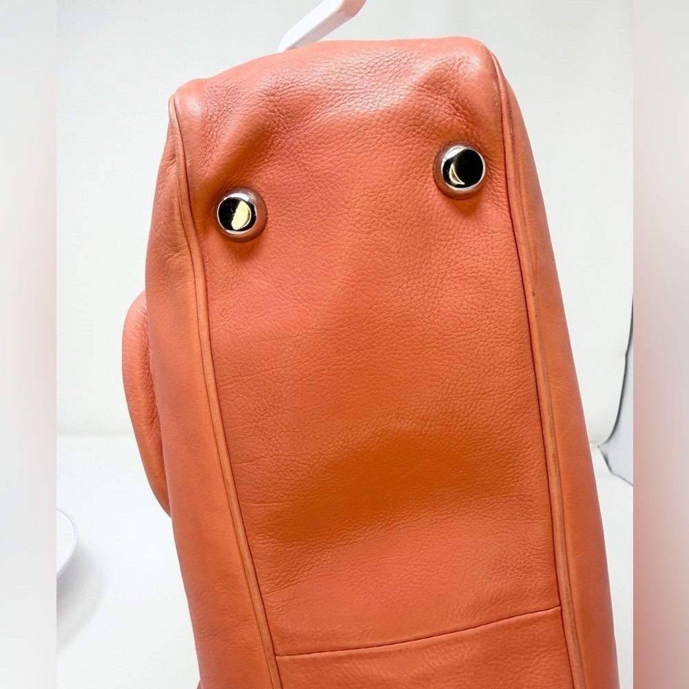 Marc Jacobs Peach Satchel Bag with suede interior - Picture 10 of 16